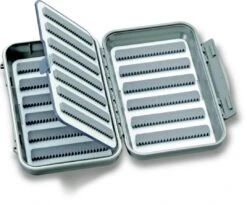 C&F 19 Row With Flip Waterproof Medium Fly Case - CF-25676 -Aanbevolen Winkels Voor Visuitrusting CF 19 Row With Flip Waterproof Medium Fly Case CF 25676 CF 25676 product 1 24551