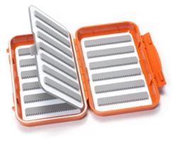 C&F 19 Row With Flip Waterproof Medium Fly Case - CF-25676 -Aanbevolen Winkels Voor Visuitrusting CF 25676or