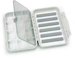 C&F 6 Row With 12 Compartments CF-2306 Waterproof Medium Fly Case -Aanbevolen Winkels Voor Visuitrusting CF 6 Row With 12 Compartments CF 2306 Waterproof Medium Fly Case CF 2306 product 1 24561