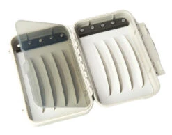 C&F Medium Magnetic Waterproof Fly Case - CF-2288H