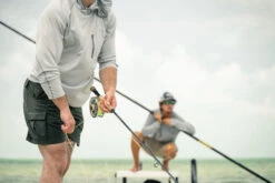 TFO Mangrove Coast Fly Rod 12 TFO Mangrove Coast Fly Rod -Aanbevolen Winkels Voor Visuitrusting TFO Mangrove Coast Fly Rod TFOMANCOAST XXX tfo mangrove coast carousel lifestyle 2 1 1024x683 1