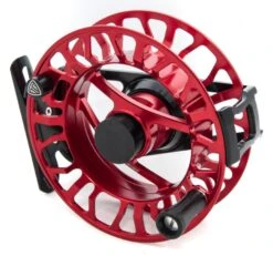 Taylor Elemnt Fly Reel Ruby Red -Aanbevolen Winkels Voor Visuitrusting Taylor Elemnt Fly Reel Ruby Red NFD9111RUBYRED XXX dsc 0058