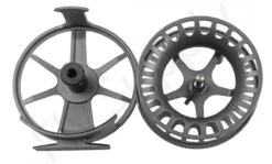 Waterworks Lamson Liquid Smoke Fly Reel 12 Waterworks Lamson Liquid Smoke Fly Reel -Aanbevolen Winkels Voor Visuitrusting Waterworks Lamson Liquid Smoke Fly Reel LQ 3REEL SMOKEXX dsc04135 bewerkt
