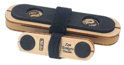 Zen Tenkara Line Holder Handcrafted Wood -Aanbevolen Winkels Voor Visuitrusting Zen Tenkara Line Holder Handcrafted Wood NFD9190 XXX 20211018 0852392 1 1024x781 1